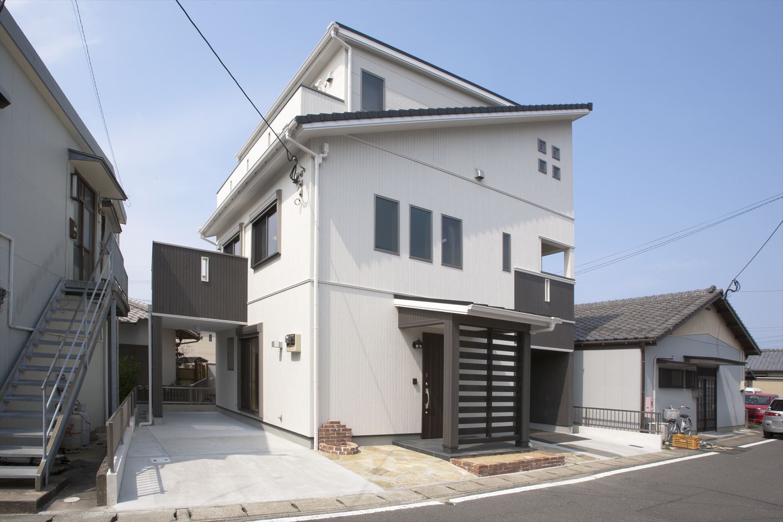 http://３階建て木造住宅