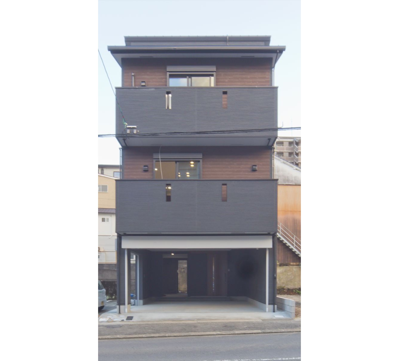 http://３階建て住宅